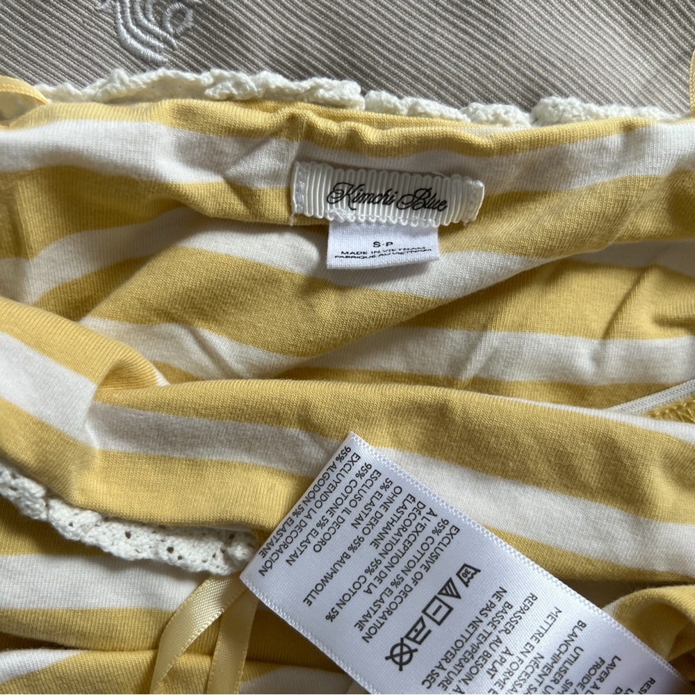 Urban Outfitters Yellow & White Striped Strapless Tube Top with Lace Trim S - Picture 4 of 4